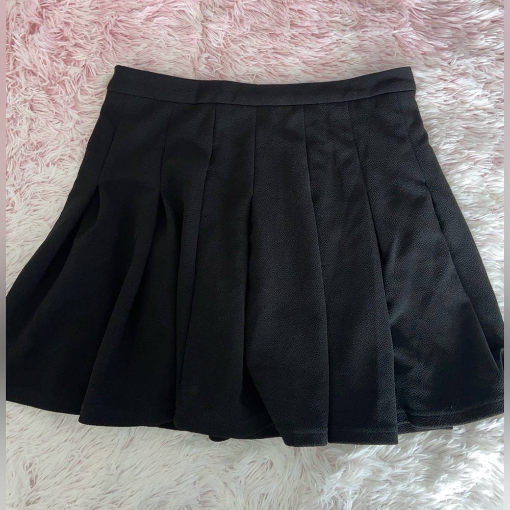 Black skirt